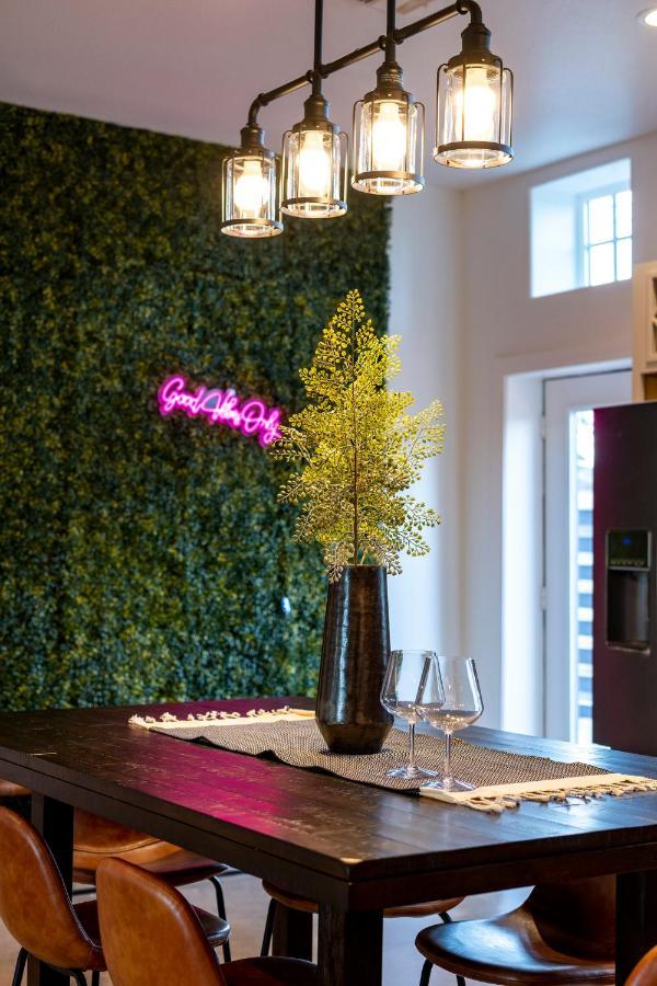 Container Haus Pet Friendly With Cowboy Pool Fredericksburg Exterior foto
