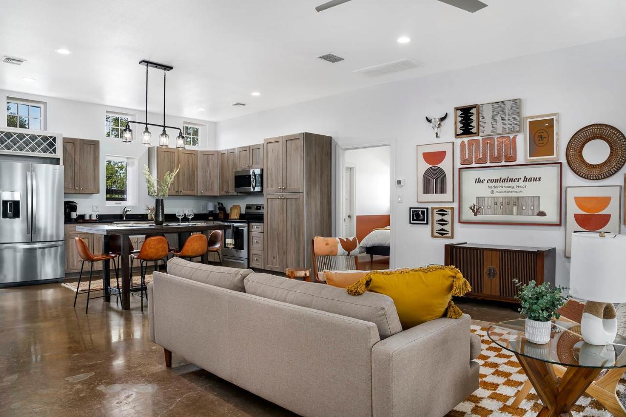 Container Haus Pet Friendly With Cowboy Pool Fredericksburg Exterior foto