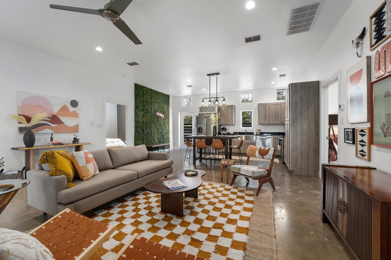 Container Haus Pet Friendly With Cowboy Pool Fredericksburg Exterior foto