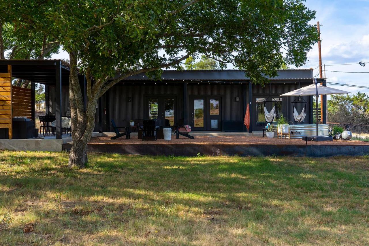 Container Haus Pet Friendly With Cowboy Pool Fredericksburg Exterior foto