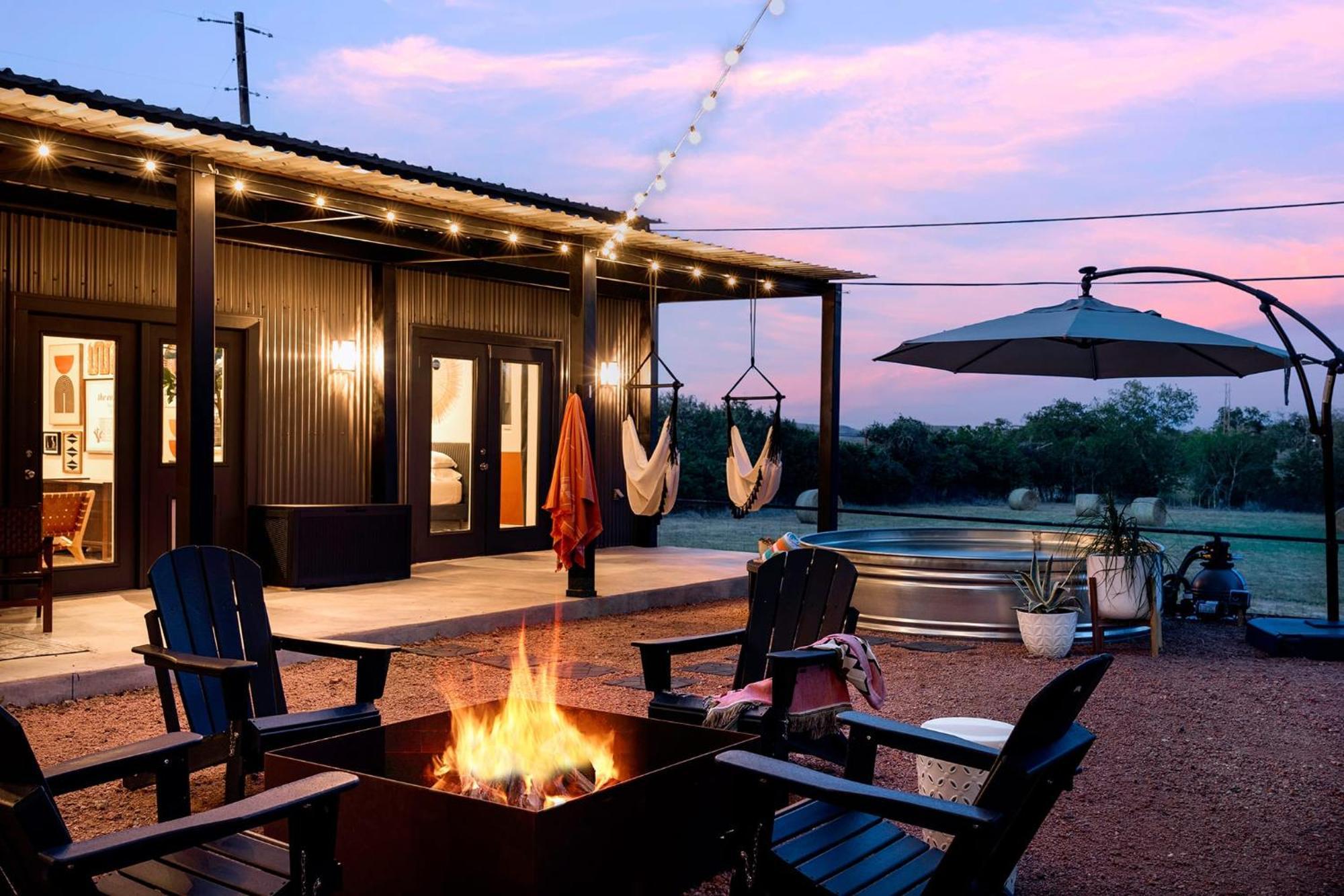 Container Haus Pet Friendly With Cowboy Pool Fredericksburg Exterior foto